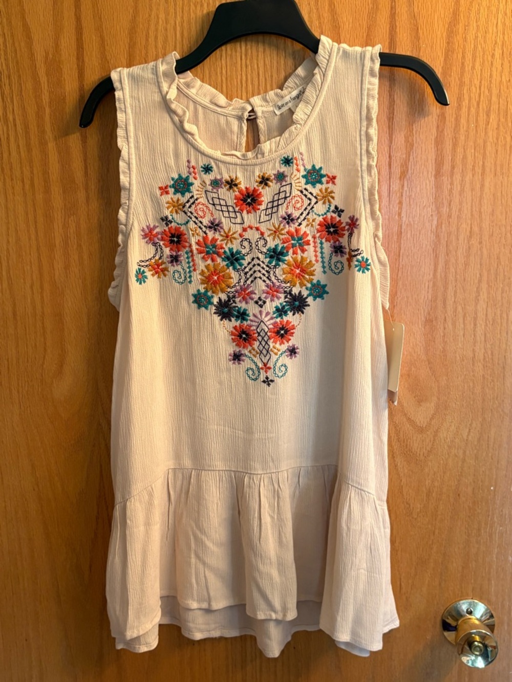 NWT love on a hanger cream knit top Sz L